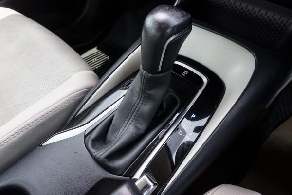 TOYOTA ALTIS 1.6 G (NEW) AT 2019 จด 2020 (9กน6370) - Image 23