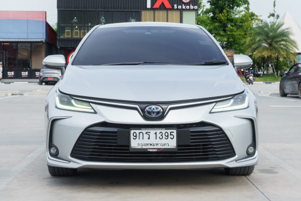 TOYOTA ALTIS 1.8 HV HIGH AT ปี2019 จด ปี2020 - Image 4