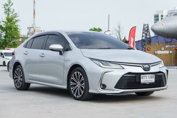 TOYOTA ALTIS 1.8 HV HIGH AT ปี2019 จด ปี2020 - Image 5
