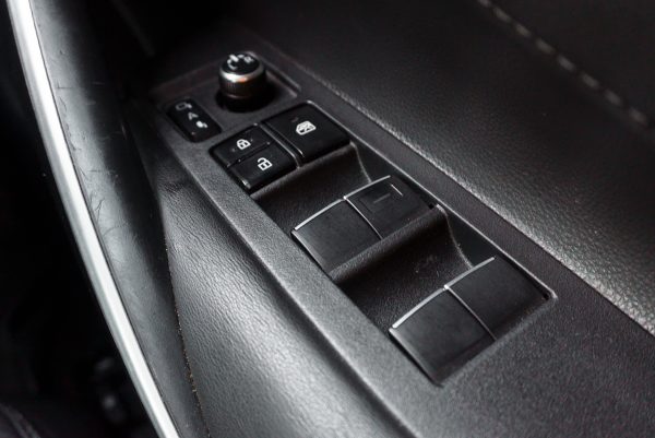TOYOTA ALTIS 1.8 HV HIGH AT ปี2019 จด ปี2020 - Image 21