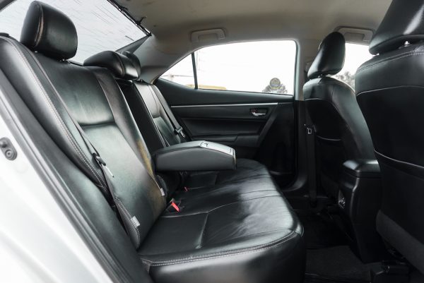 TOYOTA ALTIS 1.8 V AT ปี2016 (2ขฒ259) - Image 13