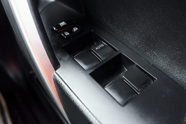 TOYOTA ALTIS 1.8 V AT ปี2016 (2ขฒ259) - Image 23