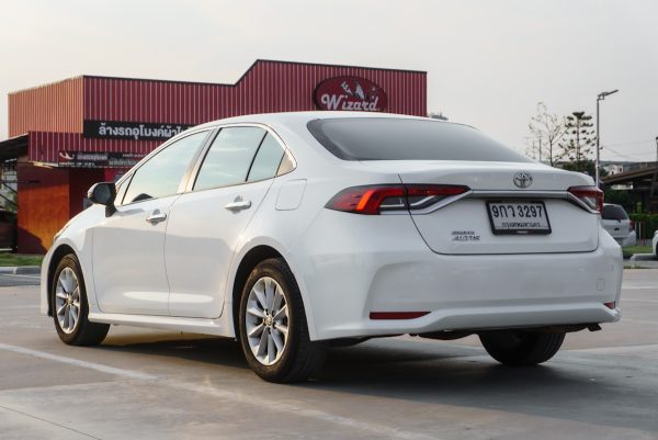 TOYOTA ALTIS 1.6 G AT ปี2020 (9กว3297) - Image 8