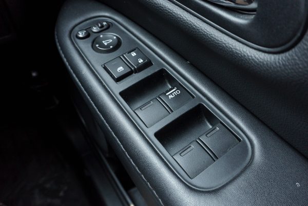 HONDA HR-V 1.8 E AT ปี2021 - Image 20