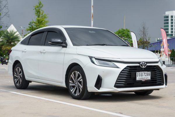 TOYOTA YARIS ATIV 1.2 PREMIUM LUXURY AT ปี2023 - Image 5
