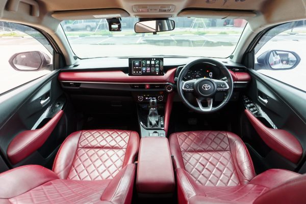 TOYOTA YARIS ATIV 1.2 PREMIUM LUXURY AT ปี2023 - Image 15