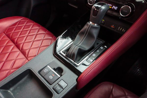 TOYOTA YARIS ATIV 1.2 PREMIUM LUXURY AT ปี2023 - Image 28