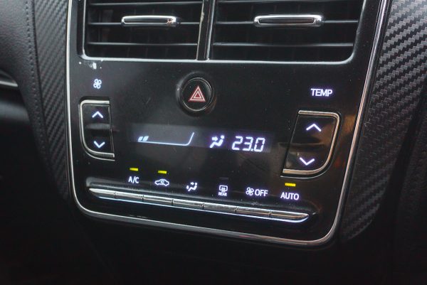 TOYOTA YARIS ATIV 1.2 S+ AT ปี2019 - Image 23