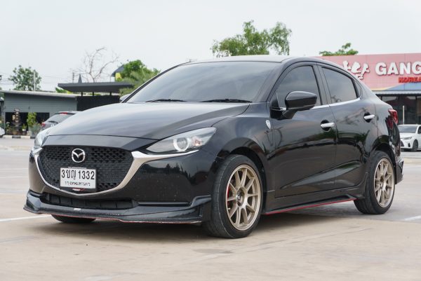 MAZDA 2 1.3 C AT ปี2022 - Image 3