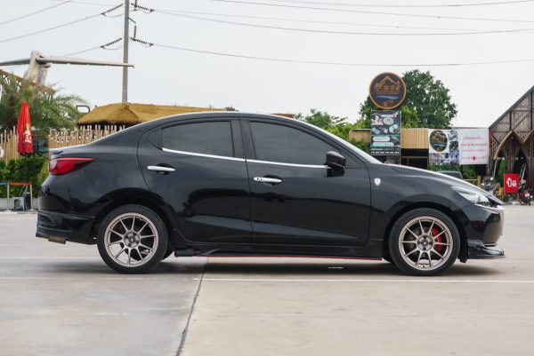 MAZDA 2 1.3 C AT ปี2022 - Image 6