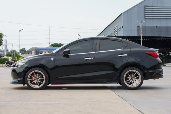MAZDA 2 1.3 C AT ปี2022 - Image 7