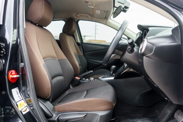 MAZDA 2 1.3 C AT ปี2022 - Image 11