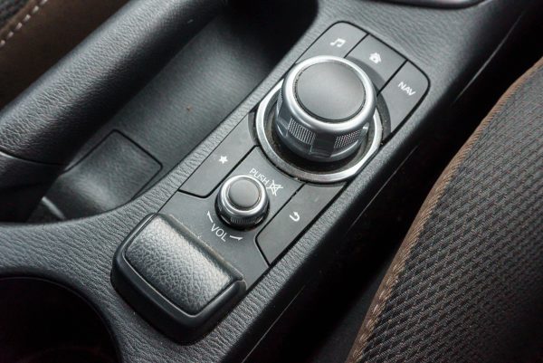 MAZDA 2 1.3 C AT ปี2022 - Image 26