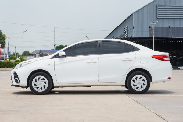 TOYOTA YARIS ATIV 1.2 ENTRY AT ปี2021 (9กท9661) - Image 7