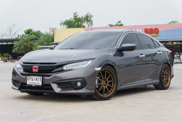 HONDA CIVIC 1.8 EL AT ปี2017 - Image 2