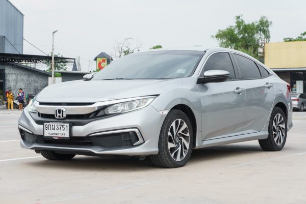 HONDA CIVIC 1.8 E AT ปี2019 จด ปี2020 - Image 3