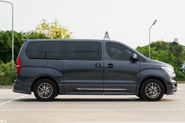 HYUNDAI H1 2.5 ELITE AT ปี2019 - Image 6