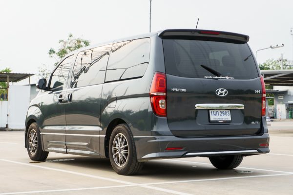 HYUNDAI H1 2.5 ELITE AT ปี2019 - Image 8