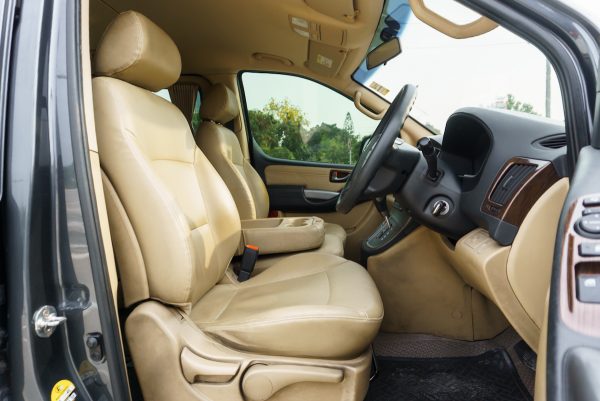 HYUNDAI H1 2.5 ELITE AT ปี2019 - Image 11