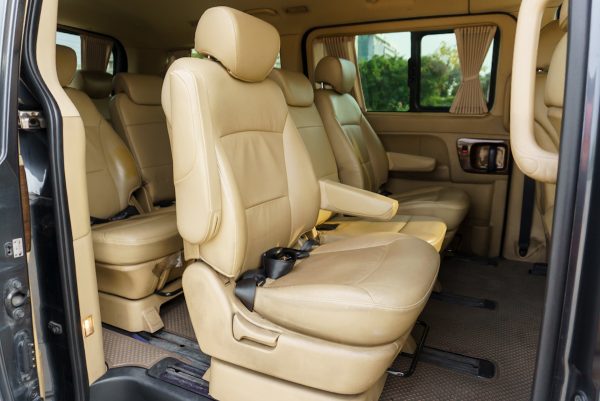 HYUNDAI H1 2.5 ELITE AT ปี2019 - Image 12