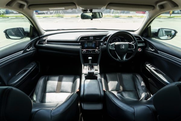 HONDA CIVIC 1.8 EL AT ปี2019 จด ปี2020 - Image 16
