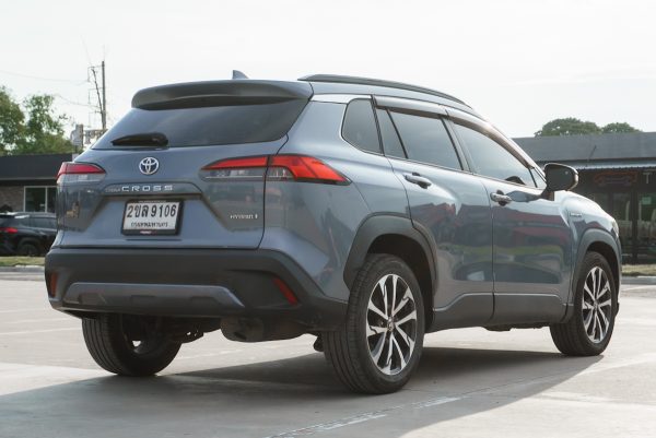 TOYOTA COROLLA CROSS 1.8 HYBRID PREMIUM SAFETY AT ปี2021 จด ปี2022 - Image 10