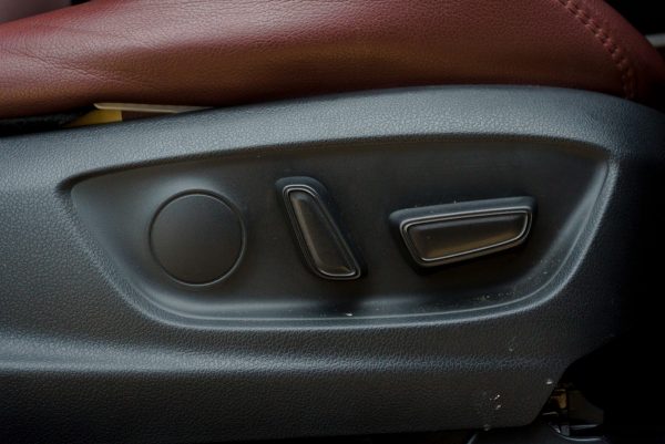TOYOTA COROLLA CROSS 1.8 HYBRID PREMIUM SAFETY AT ปี2021 จด ปี2022 - Image 13