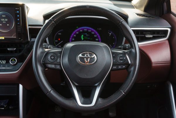 TOYOTA COROLLA CROSS 1.8 HYBRID PREMIUM SAFETY AT ปี2021 จด ปี2022 - Image 21