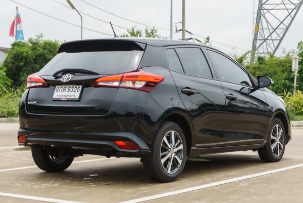 TOYOTA YARIS 1.2 MID AT 2019 - Image 10