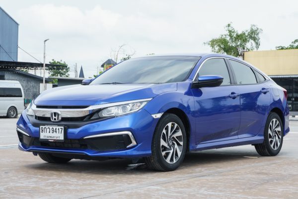 HONDA CIVIC 1.8 E AT 2020 - Image 3