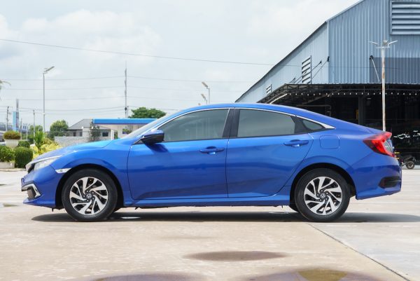 HONDA CIVIC 1.8 E AT 2020 - Image 7