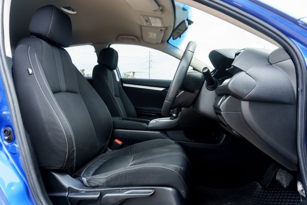 HONDA CIVIC 1.8 E AT 2020 - Image 11