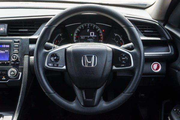 HONDA CIVIC 1.8 E AT 2020 - Image 16