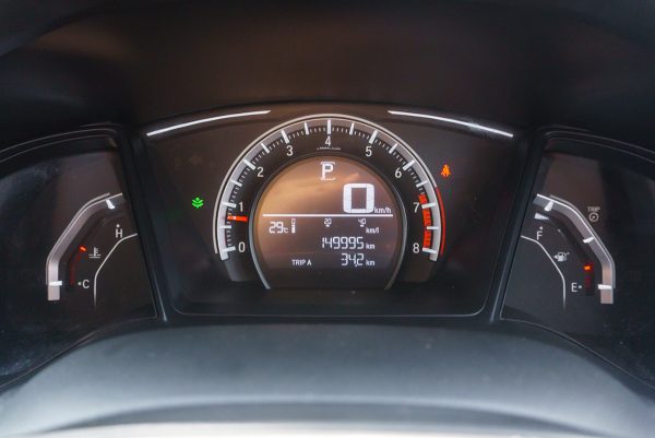 HONDA CIVIC 1.8 E AT 2020 - Image 30