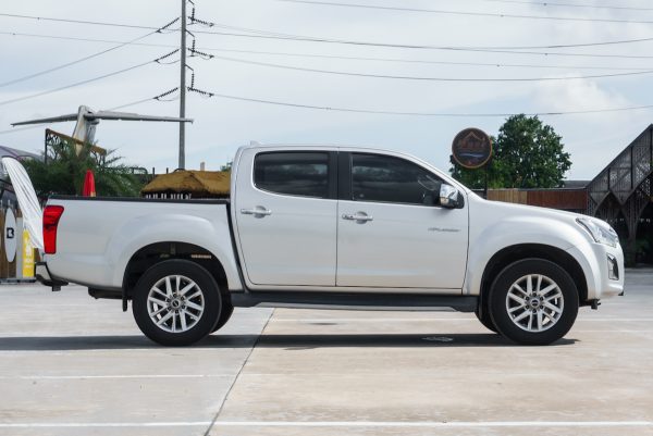 ISUZU D-MAX CAB 4 1.9 HI-LANDER  Z-PRESTIGE AT 2019 - Image 6