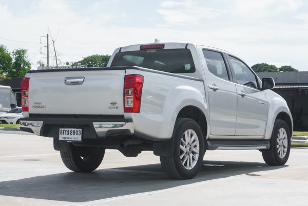 ISUZU D-MAX CAB 4 1.9 HI-LANDER  Z-PRESTIGE AT 2019 - Image 10