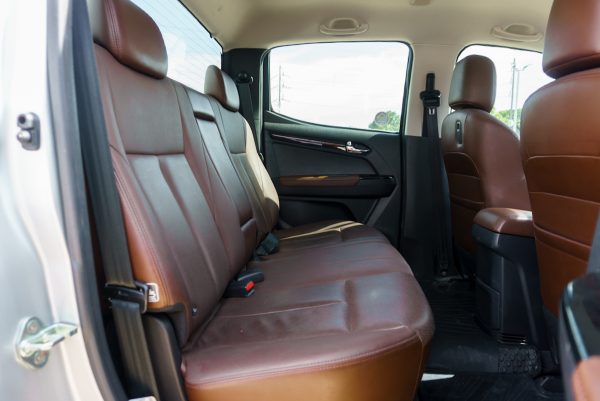 ISUZU D-MAX CAB 4 1.9 HI-LANDER  Z-PRESTIGE AT 2019 - Image 12