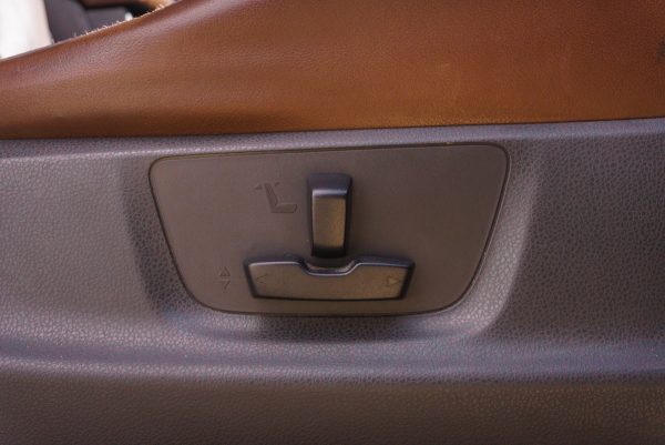 ISUZU D-MAX CAB 4 1.9 HI-LANDER  Z-PRESTIGE AT 2019 - Image 19