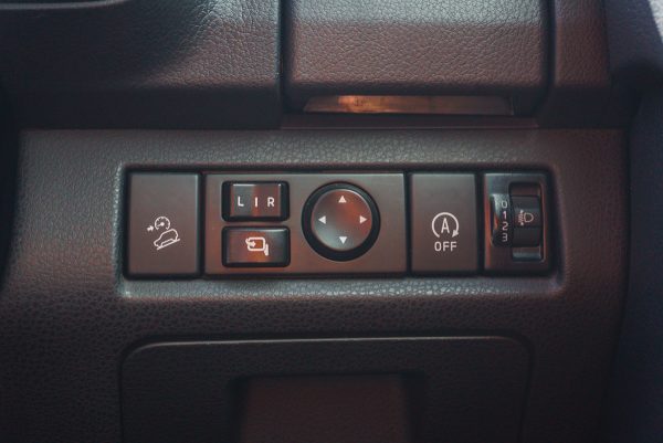 ISUZU D-MAX CAB 4 1.9 HI-LANDER  Z-PRESTIGE AT 2019 - Image 21