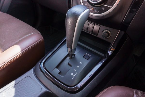 ISUZU D-MAX CAB 4 1.9 HI-LANDER  Z-PRESTIGE AT 2019 - Image 27