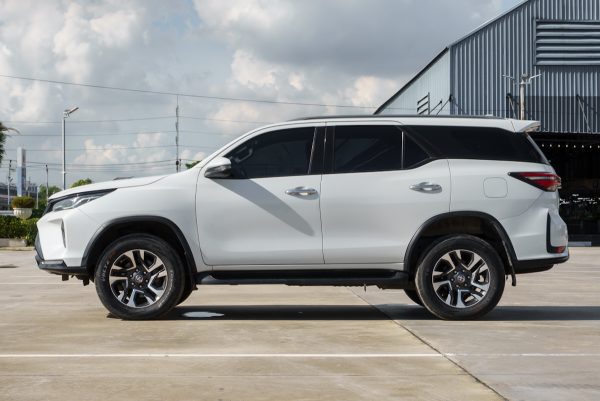 TOYOTA FORTUNER 2.4 LEADER AT 2022 - Image 7
