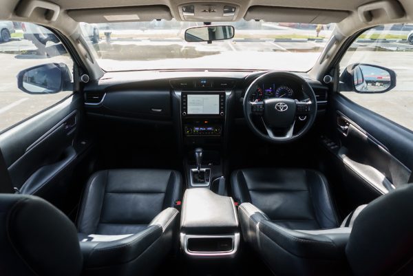 TOYOTA FORTUNER 2.4 LEADER AT 2022 - Image 18