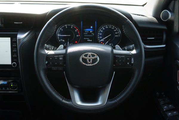 TOYOTA FORTUNER 2.4 LEADER AT 2022 - Image 24