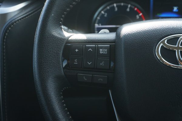 TOYOTA FORTUNER 2.4 LEADER AT 2022 - Image 25