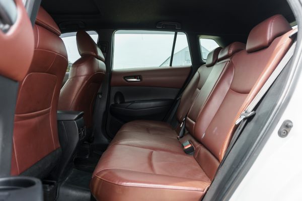 TOYOTA COROLLA CROSS 1.8 HYBRID PREMIUM SAFETY AT 2020 (1ขณ5401) - Image 13