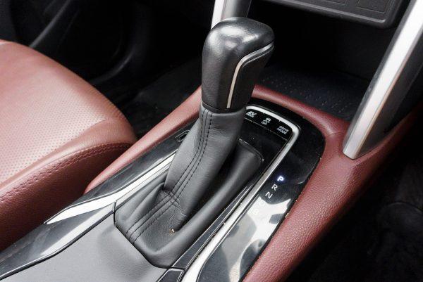 TOYOTA COROLLA CROSS 1.8 HYBRID PREMIUM SAFETY AT 2020 (1ขณ5401) - Image 30