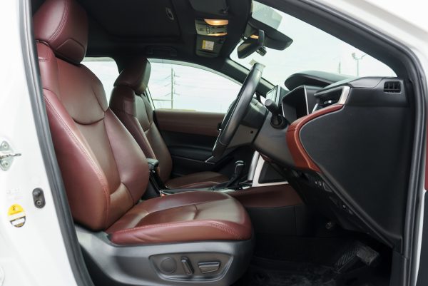 TOYOTA COROLLA CROSS 1.8 HYBRID PREMIUM SAFETY AT 2020 จด 2022 (2ขพ9698) - Image 11