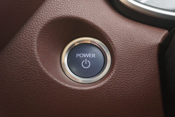 TOYOTA COROLLA CROSS 1.8 HYBRID PREMIUM SAFETY AT 2020 จด 2022 (2ขพ9698) - Image 24