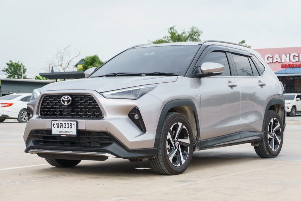 TOYOTA YARIS CROSS 1.5 HEV PREMIUM AT 2025 - Image 3