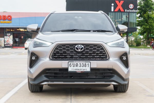 TOYOTA YARIS CROSS 1.5 HEV PREMIUM AT 2025 - Image 4